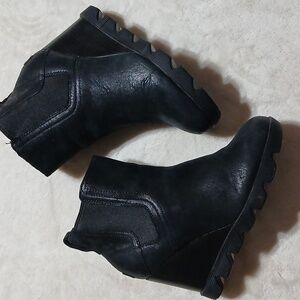 Sorel Joan Uptown Chelsea Booties Wedge Size 6
